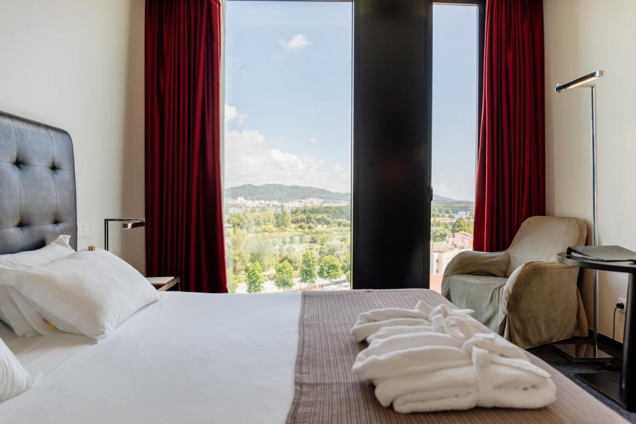Axis Viana Business & Spa Hotel Viana do Castelo Esterno foto